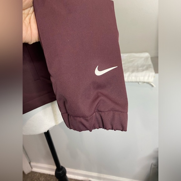 Nike Repel Water Repellent Jacket - Picture 13 of 16